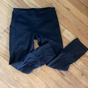 Lululemon Lightly worn black high-rise Fast and Free leggings- size 6
